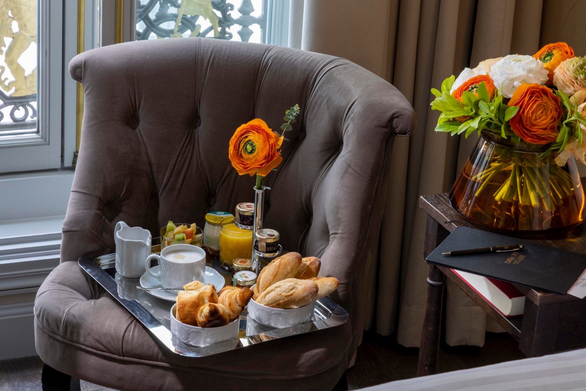 Hotel Da Vinci Room Breakfast